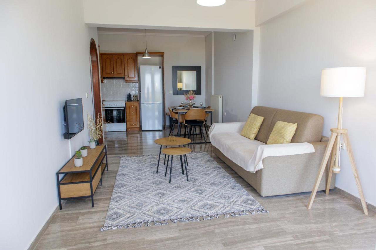 Almyros Aktis Seaview Apartment Kalamata Exteriör bild
