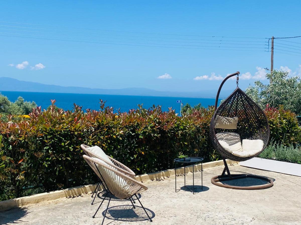 Almyros Aktis Seaview Apartment Kalamata Exteriör bild